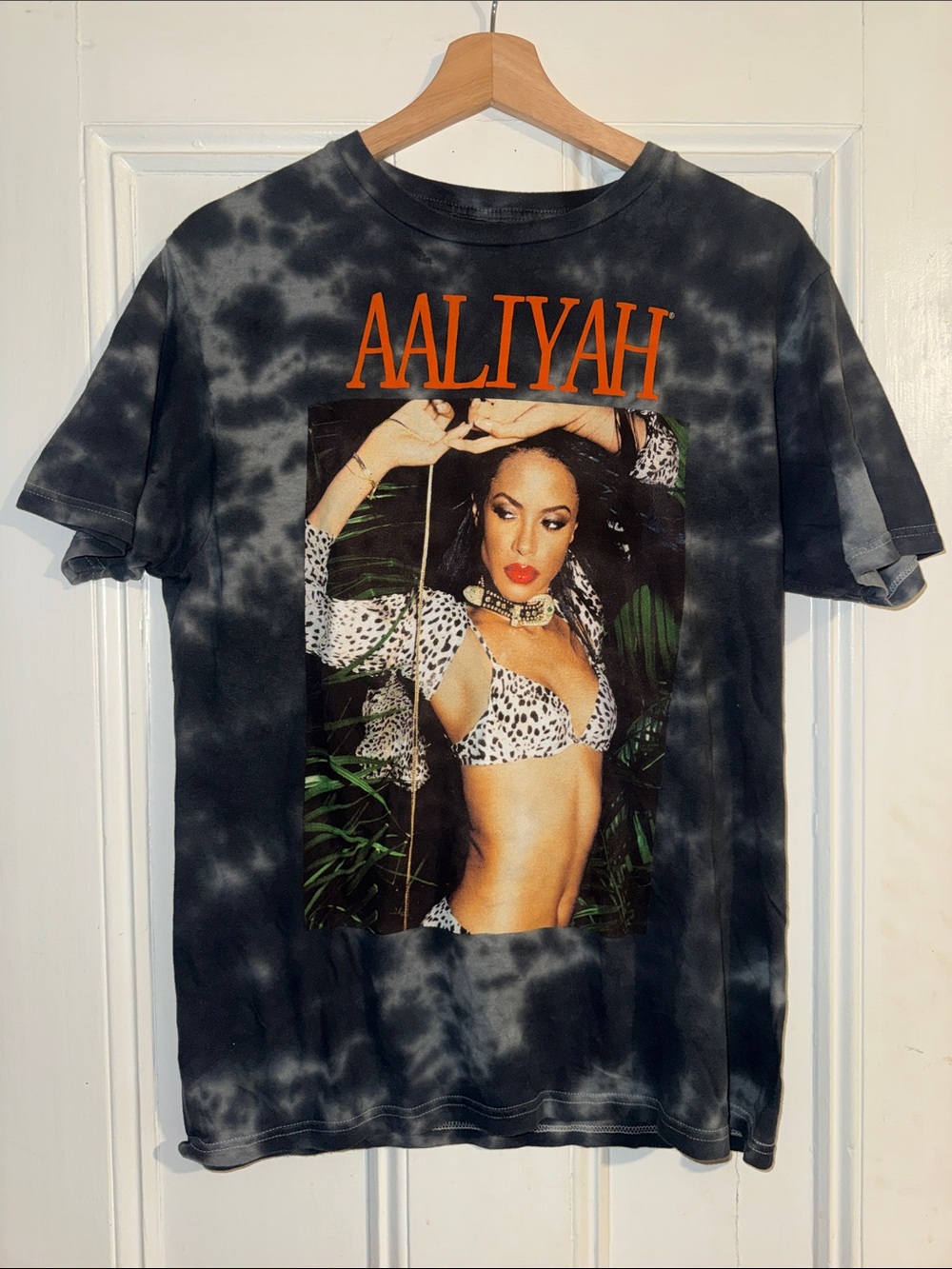 Ripple Junction Aaliyah Graphic Tie-Dye T-Shirt Size Medium Grey Black